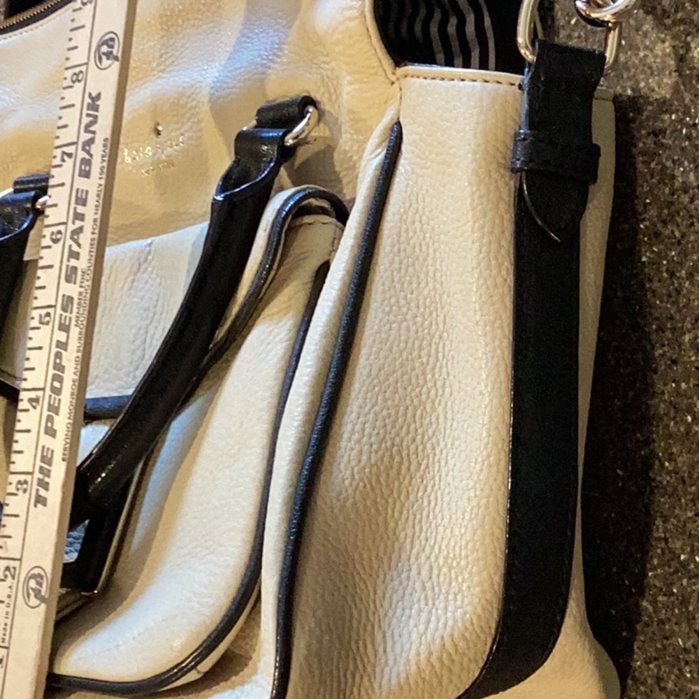 Kate Spade Black and Cream Shoulder Bag - Picture 8 of 10
